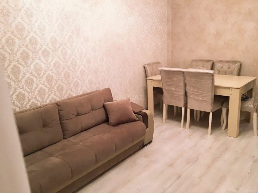Kirayə verilir 2 otaqlı mənzil 50 m²