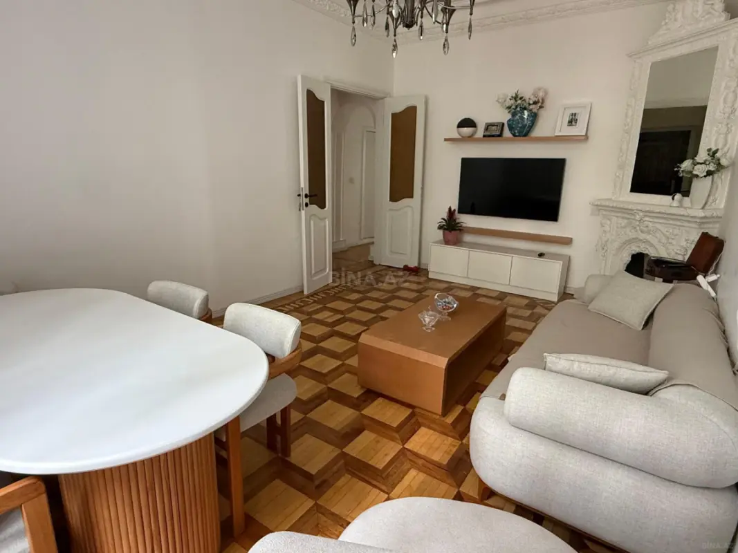 Satılır 3 otaqlı mənzil 70 m²