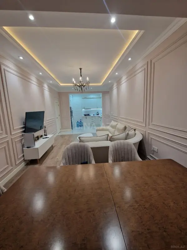 Satılır 3 otaqlı mənzil 93 m²