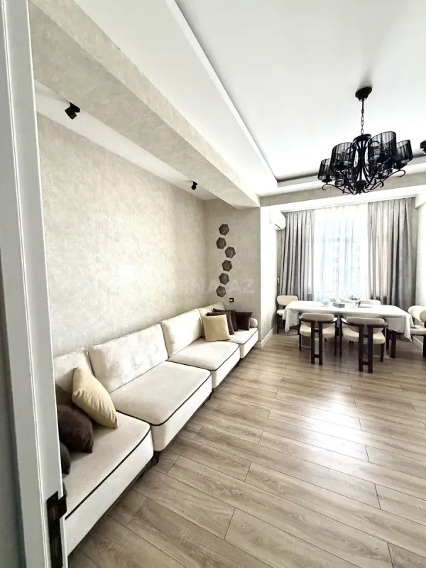 Satılır 3 otaqlı mənzil 72 m²