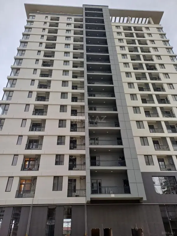 Satılır 3 otaqlı mənzil 77.7 m²