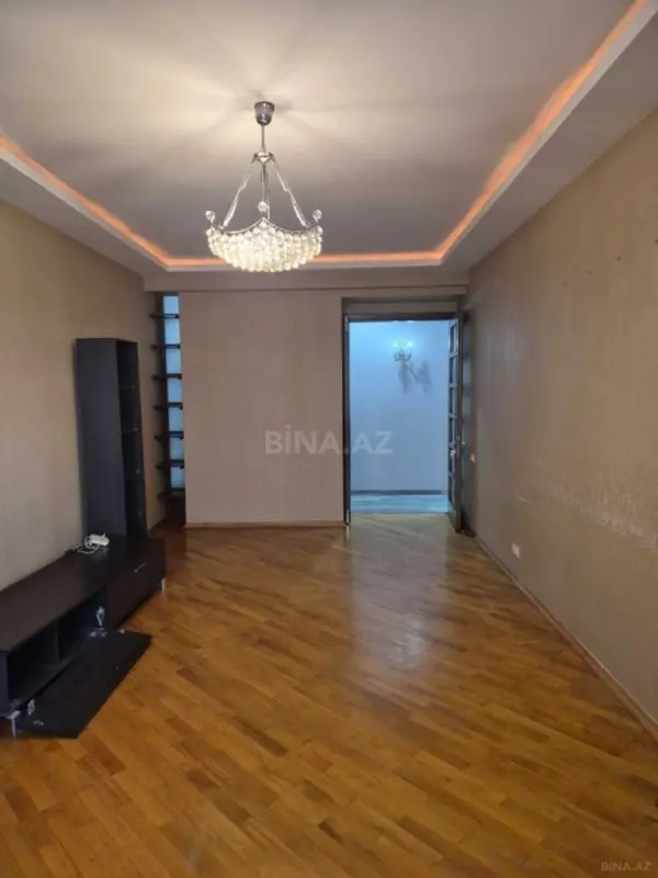 Satılır 3 otaqlı mənzil 100 m²