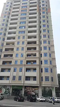 Satılır 3 otaqlı mənzil 158 m² — Bakı, İnşaatçılar 3 otaq 158.00 m²