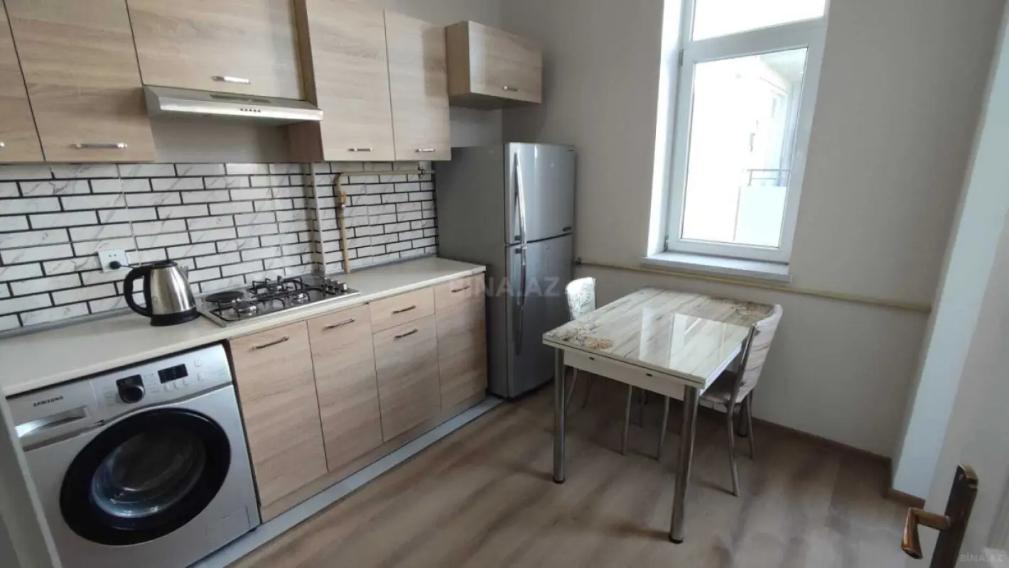 Satılır 2 otaqlı mənzil 61 m²