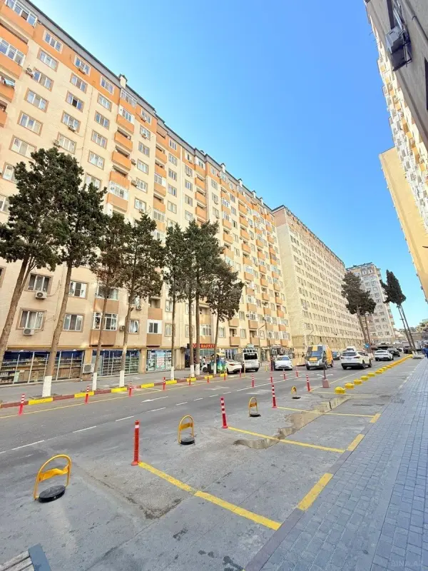 Satılır 2 otaqlı mənzil 63 m²