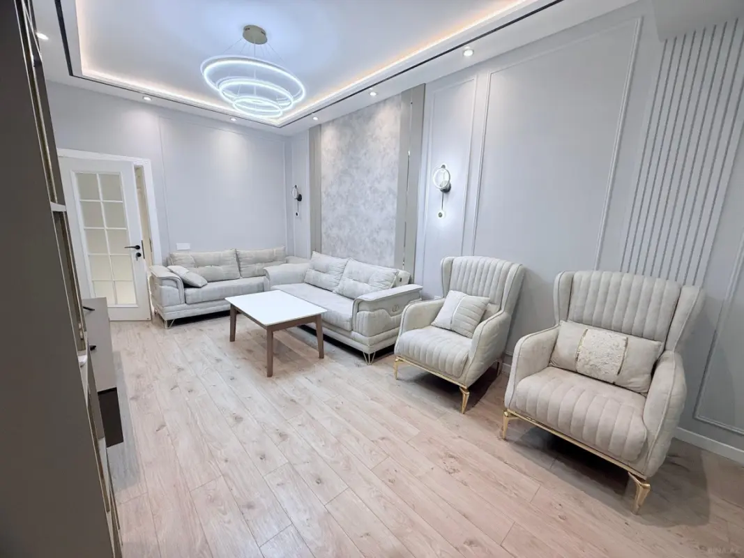 Kirayə verilir 2 otaqlı mənzil 65 m²