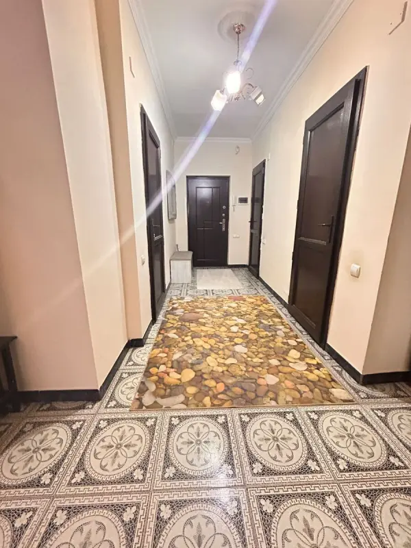 Satılır 3 otaqlı mənzil 83.2 m²