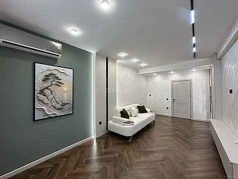 Satılır 3 otaqlı mənzil 130 m² — Bakı, Həzi Aslanov qəs. 3 otaq 130.00 m²
