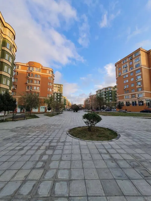 Satılır 2 otaqlı mənzil 41 m²