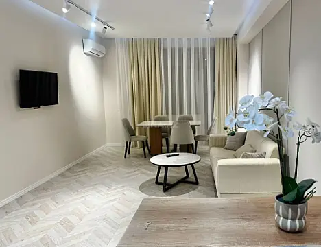 Kirayə verilir 2 otaqlı mənzil 90 m² — Bakı 2 otaq 90.00 m²