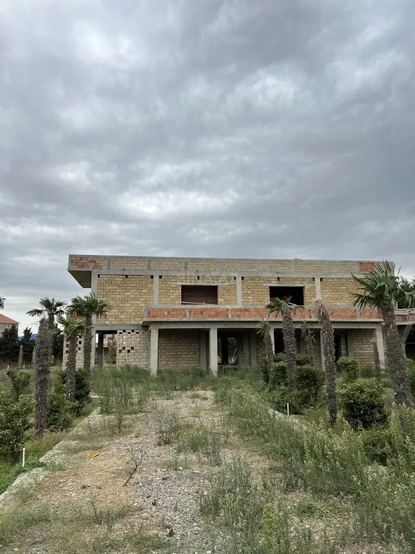 Satılır obyekt 1250 m²