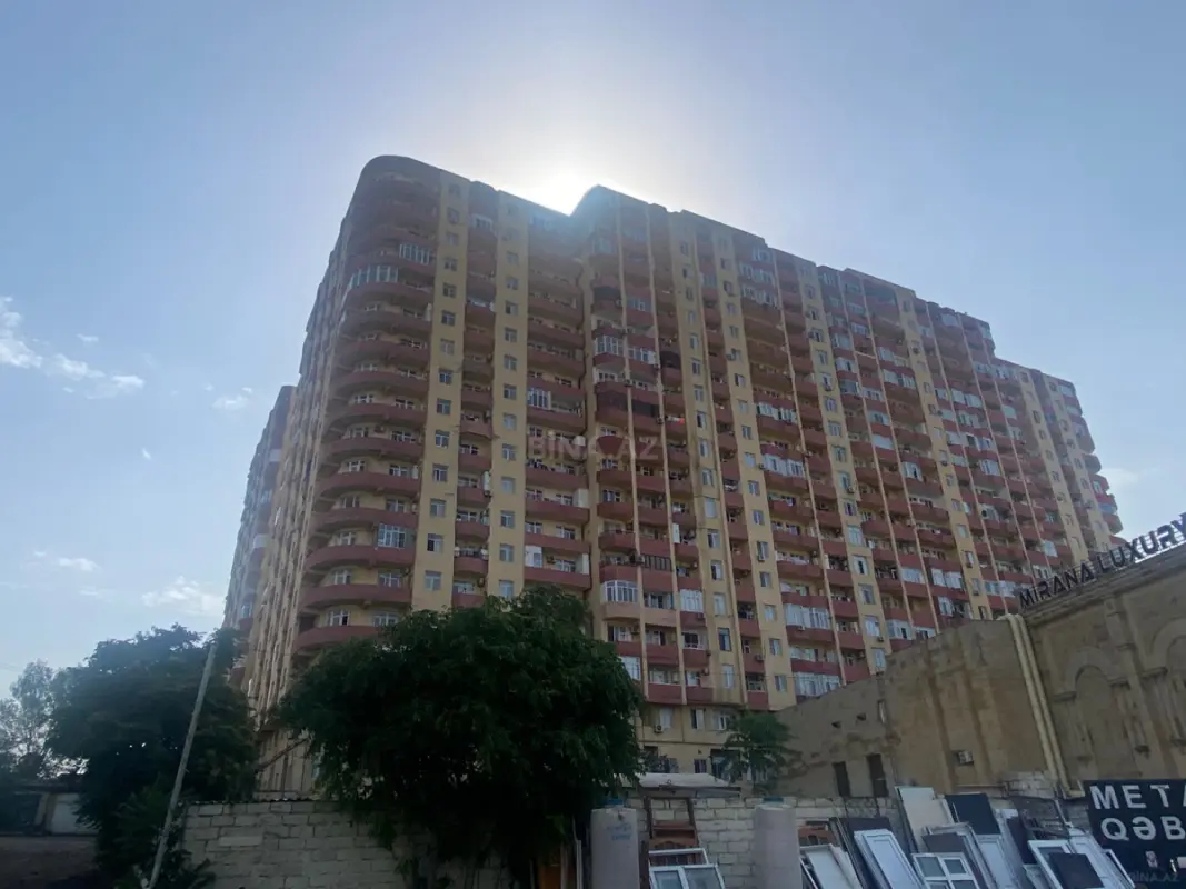 Satılır 2 otaqlı mənzil 95 m²