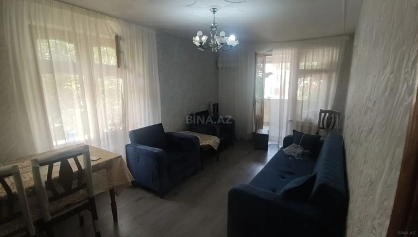Kirayə verilir 2 otaqlı mənzil 50 m²
