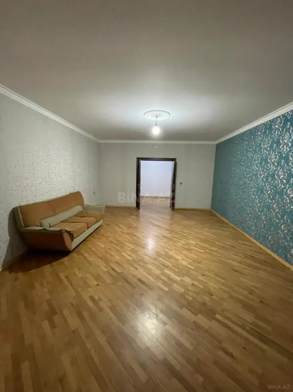 Kirayə verilir 3 otaqlı mənzil 200 m²