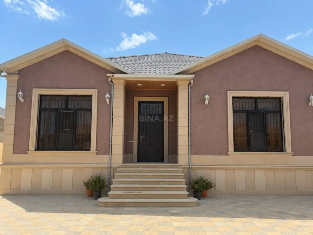 Satılır 4 otaqlı həyət evi 130 m²