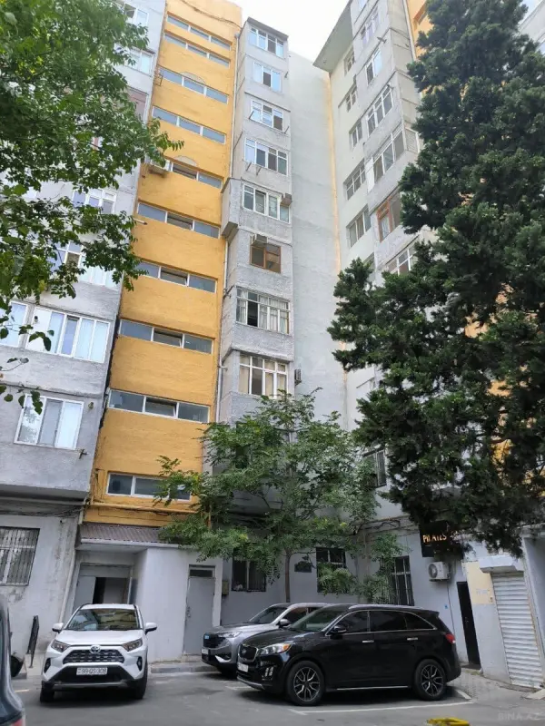 Satılır 2 otaqlı mənzil 52 m²