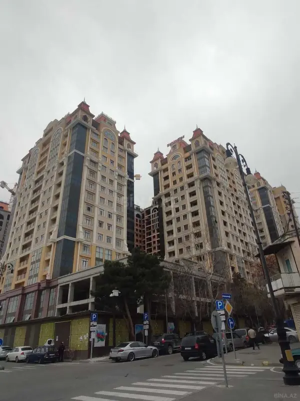 Satılır 3 otaqlı mənzil 90 m²