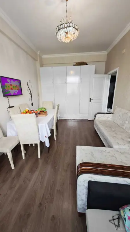 Satılır 1 otaqlı mənzil 44 m²
