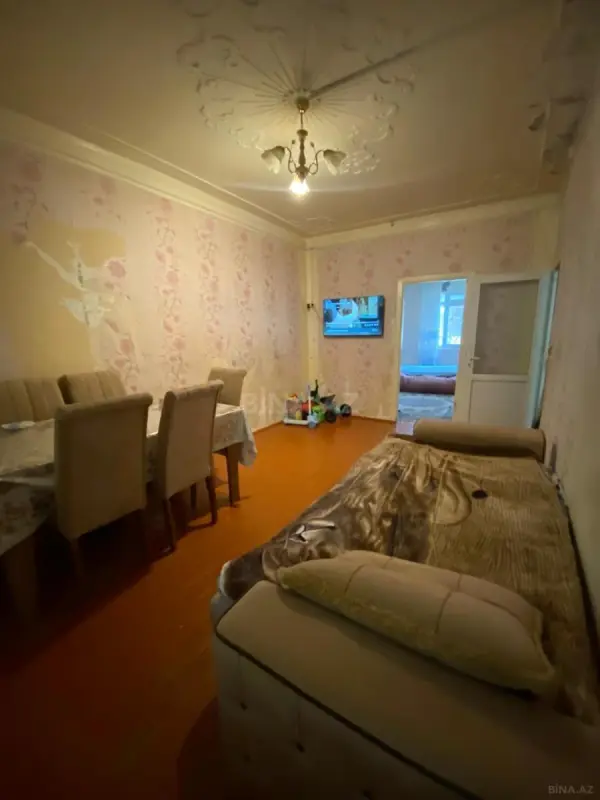 Satılır 2 otaqlı mənzil 42 m²