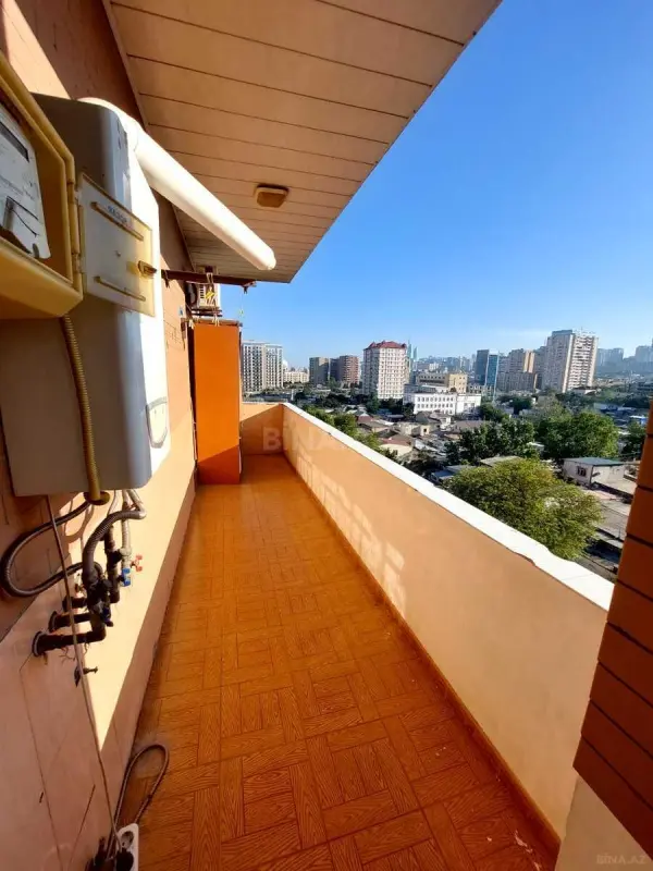 Kirayə verilir 2 otaqlı mənzil 90 m²