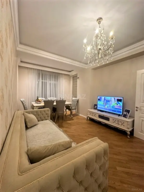 Satılır 2 otaqlı mənzil 85 m²