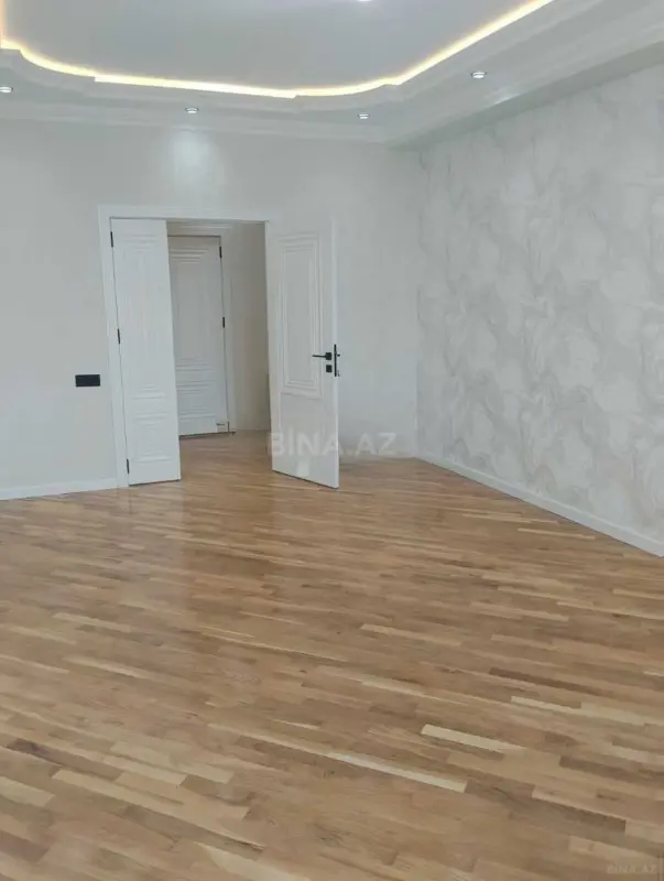 Satılır 2 otaqlı mənzil 100 m²