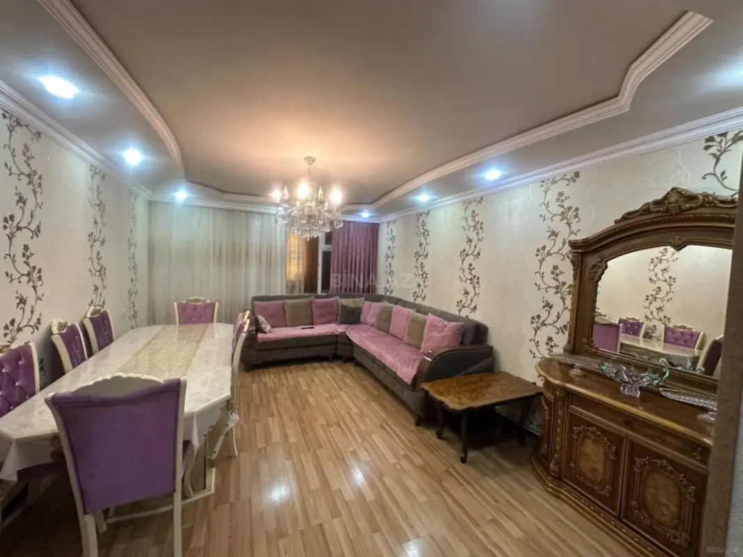 Satılır 5 otaqlı mənzil 90 m²