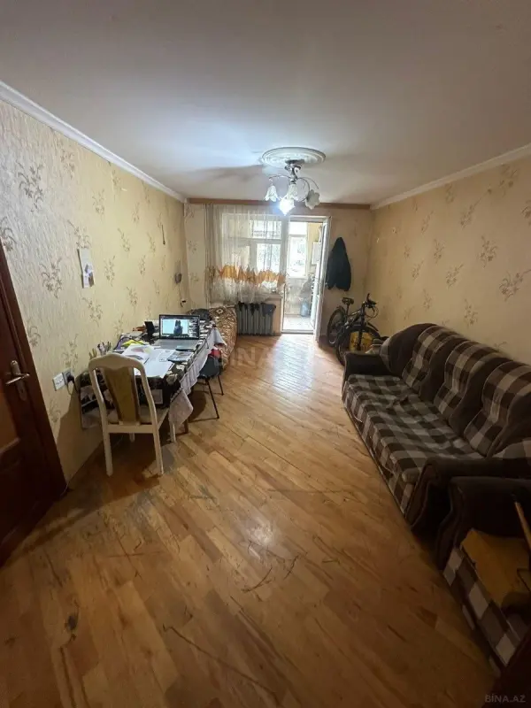 Satılır 3 otaqlı mənzil 55 m²