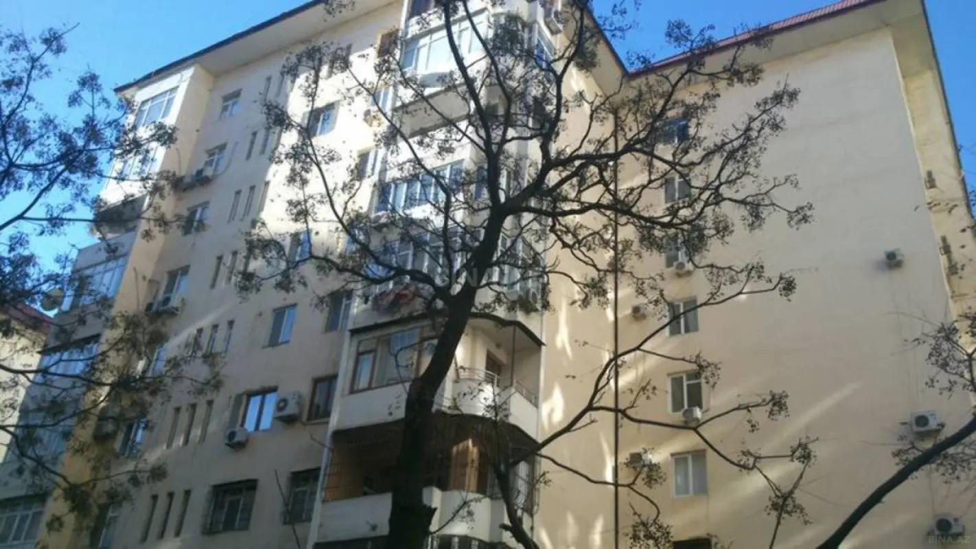 Kirayə verilir 2 otaqlı mənzil 100 m²