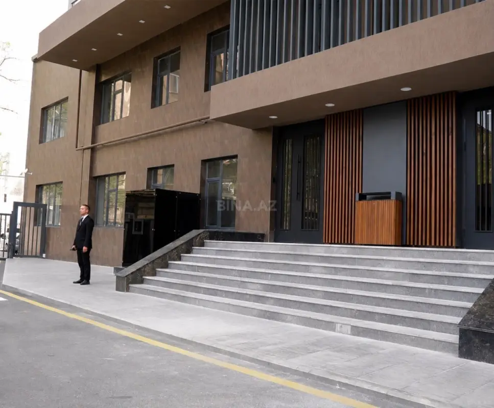 Kirayə verilir 2 otaqlı mənzil 87 m²