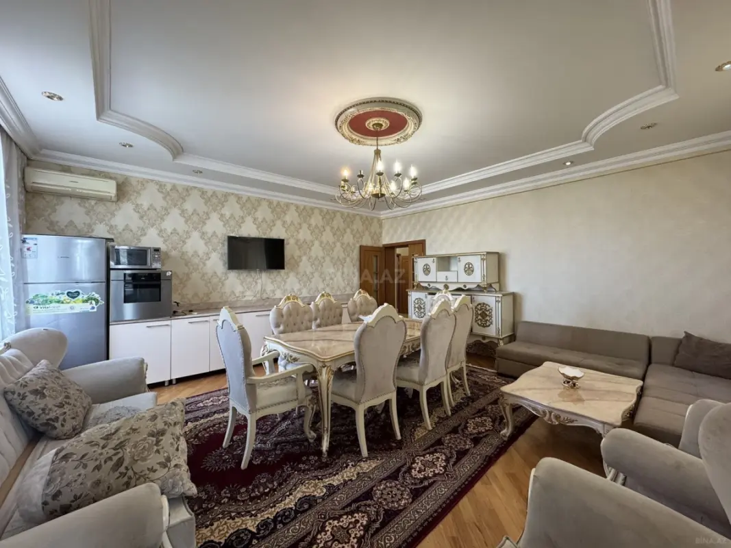 Kirayə verilir 3 otaqlı mənzil 100 m²
