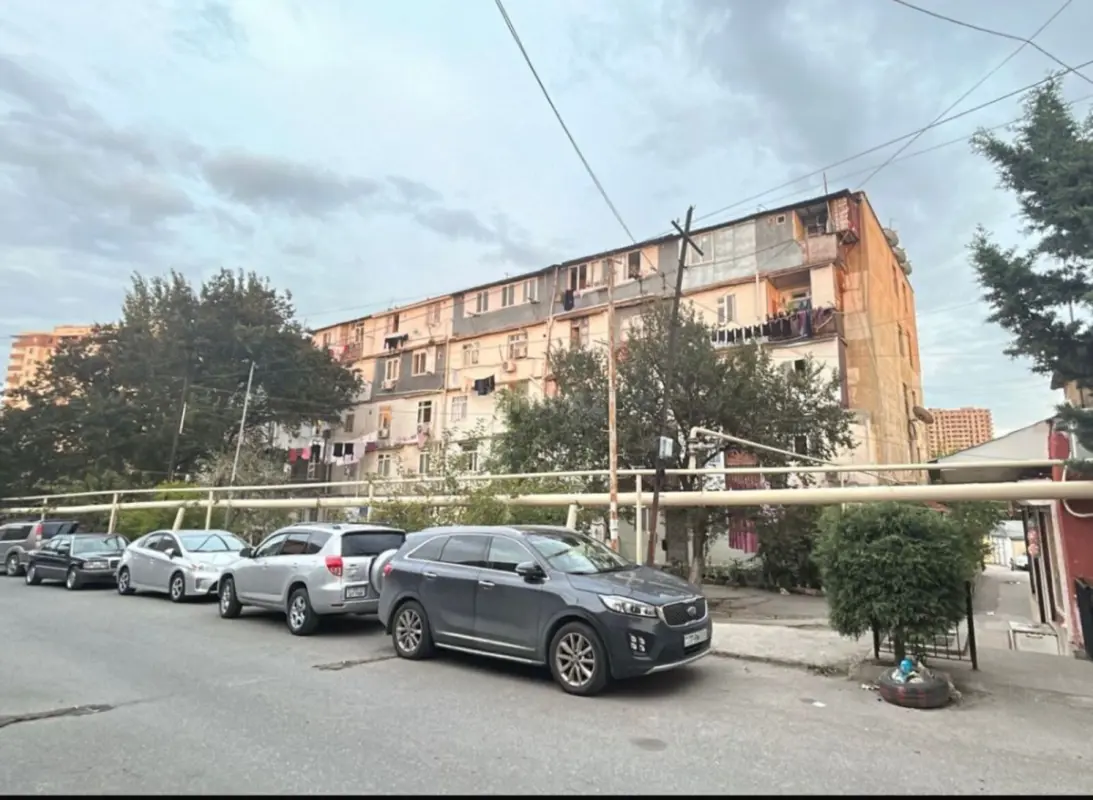 Satılır 1 otaqlı mənzil 28 m²