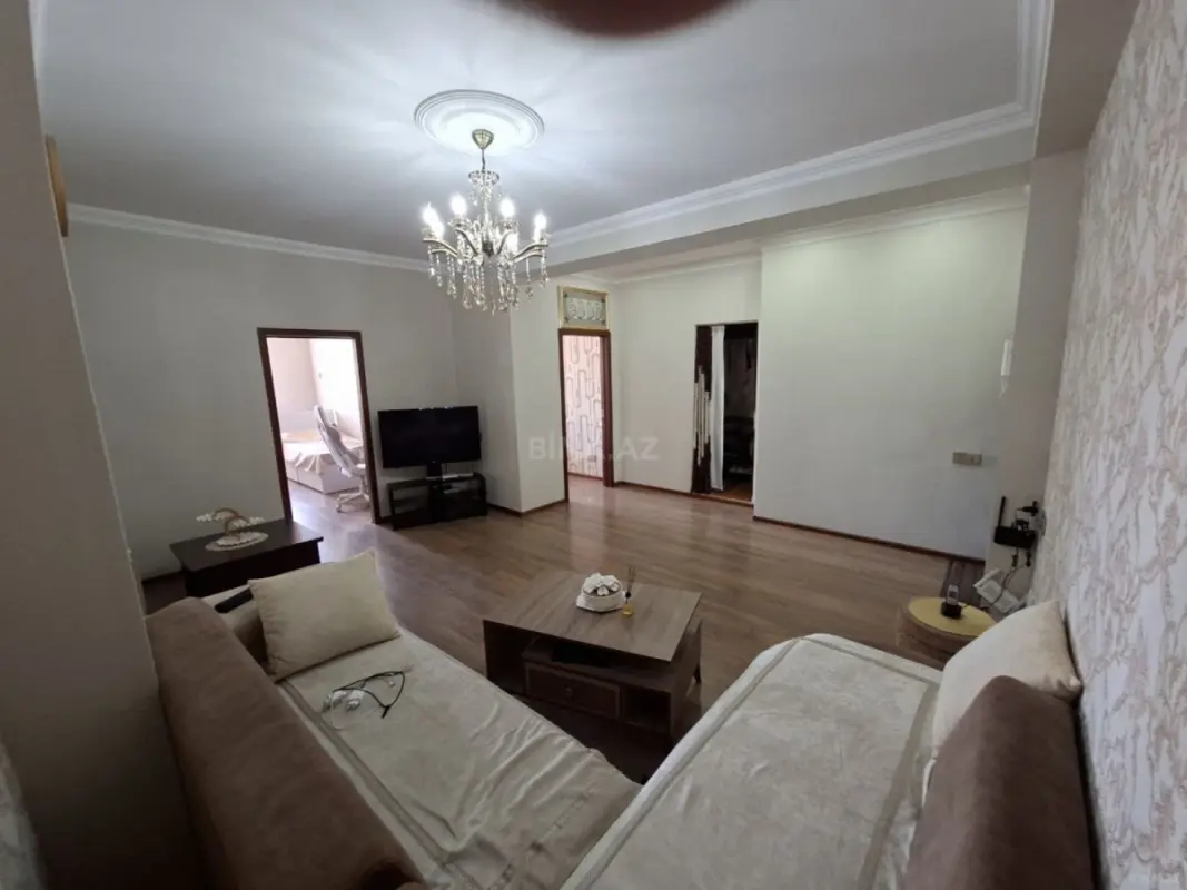 Satılır 3 otaqlı mənzil 74 m²