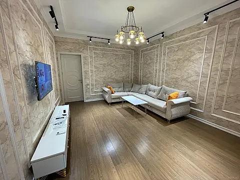 Kirayə verilir 2 otaqlı mənzil 70 m² — Bakı, Nərimanov 2 otaq 70.00 m²
