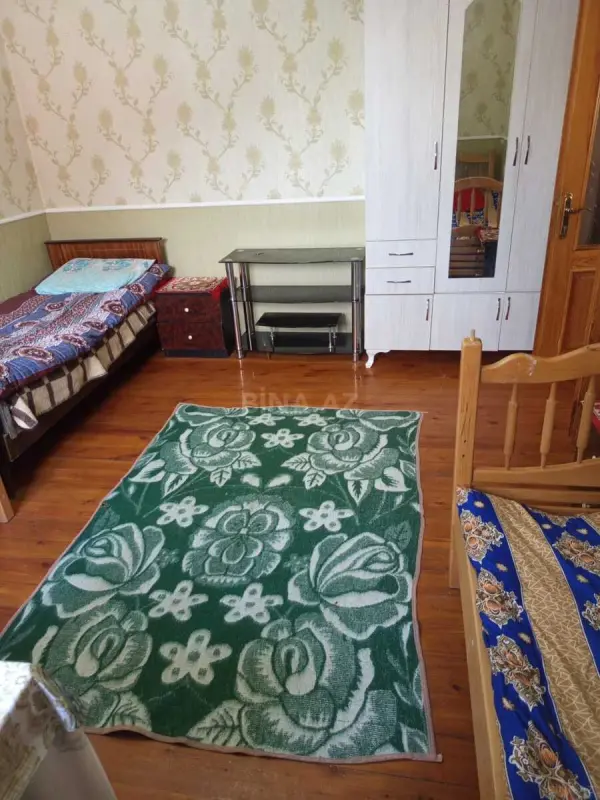 Kirayə verilir 2 otaqlı həyət evi 80 m²
