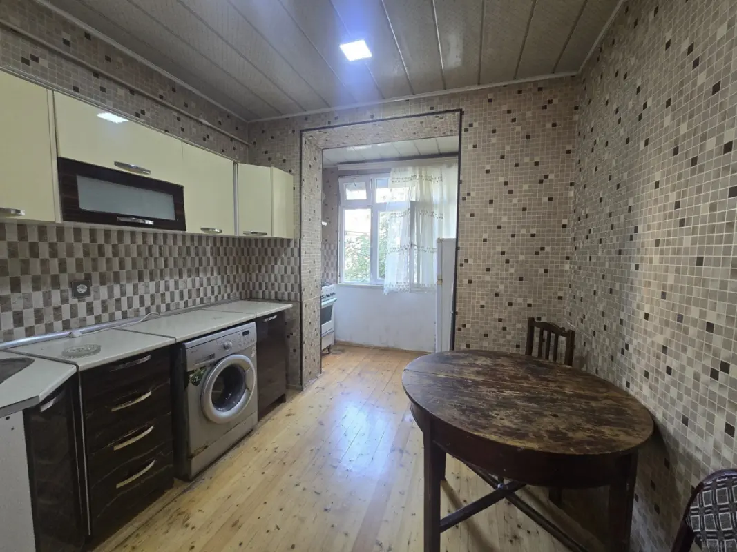 Satılır 3 otaqlı mənzil 65 m²