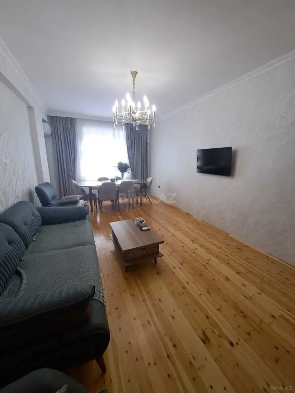 Satılır 2 otaqlı mənzil 88 m²