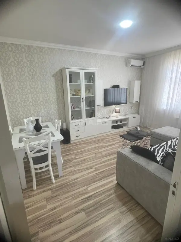 Satılır 2 otaqlı həyət evi 70 m²