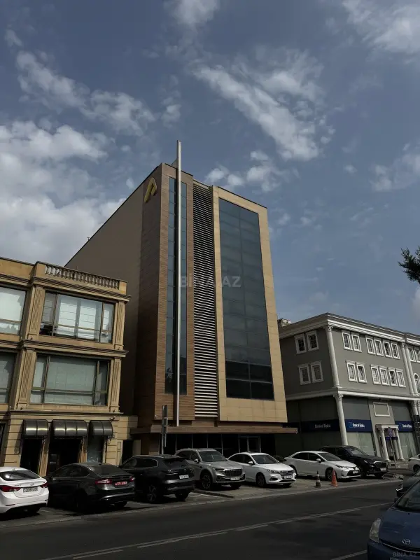 Kirayə verilir obyekt 270 m²