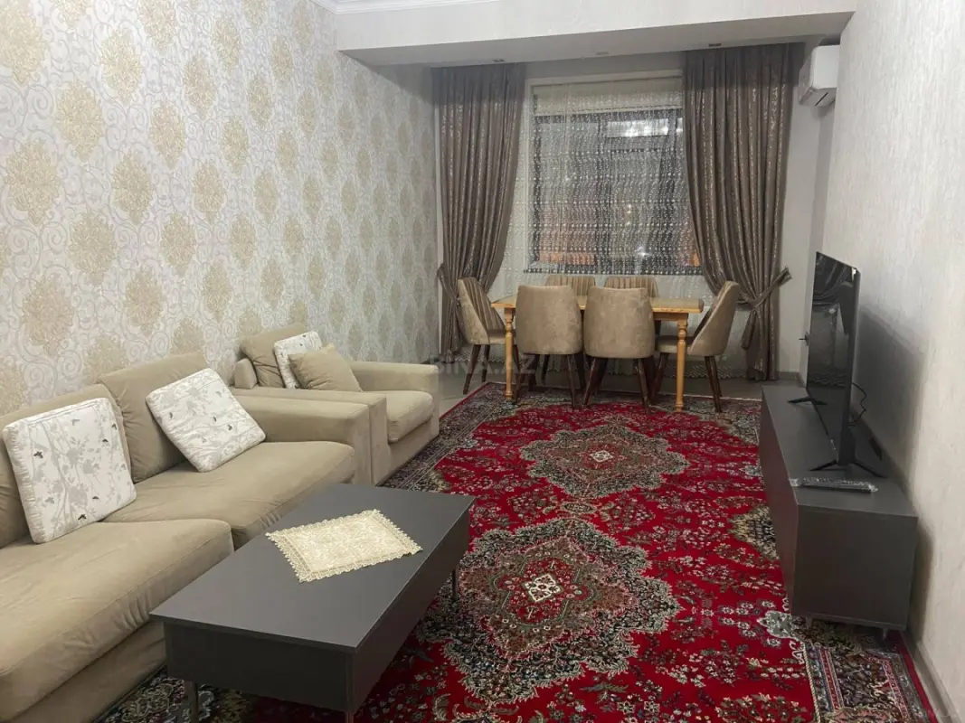 Kirayə verilir 2 otaqlı mənzil 120 m²