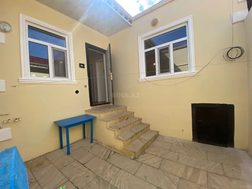 Satılır 2 otaqlı həyət evi 62 m²