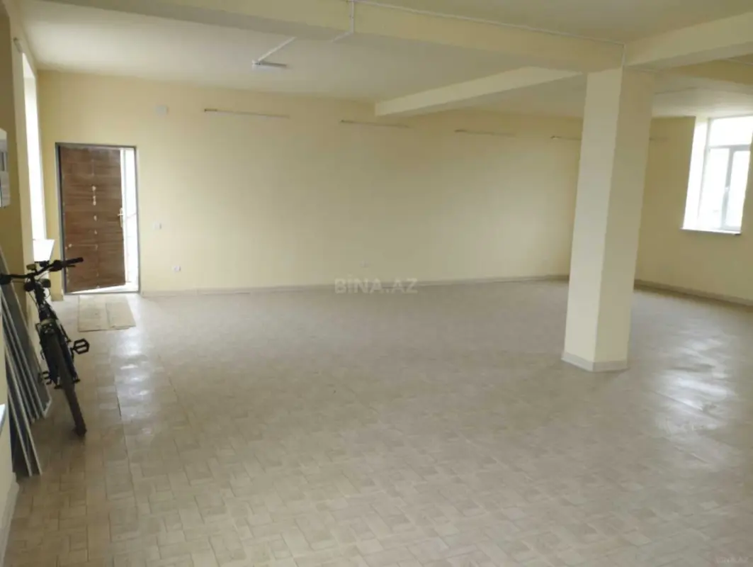 Kirayə verilir obyekt 180 m²
