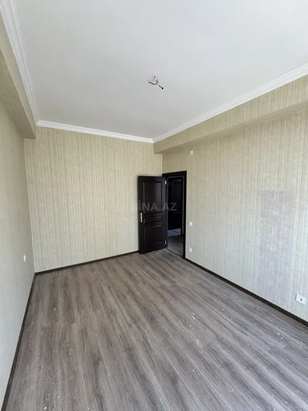 Satılır 3 otaqlı mənzil 76 m²