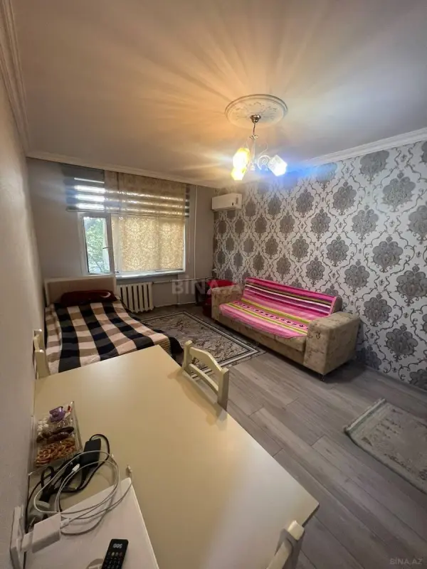 Satılır 1 otaqlı mənzil 42 m²