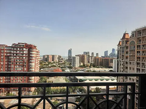 Satılır 3 otaqlı mənzil 90 m² — Bakı 3 otaq 90.00 m²