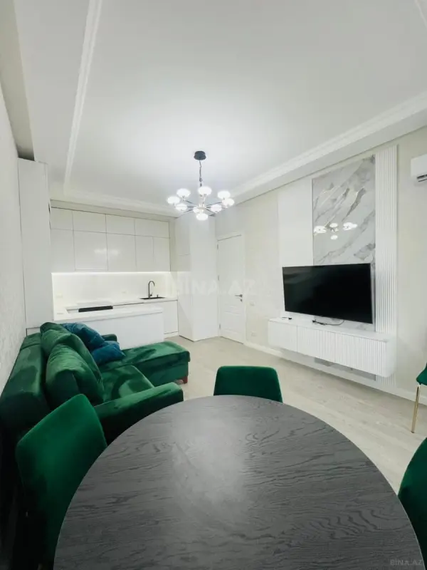 Kirayə verilir 2 otaqlı mənzil 60 m²