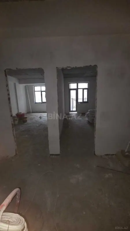 Satılır 1 otaqlı mənzil 73 m²