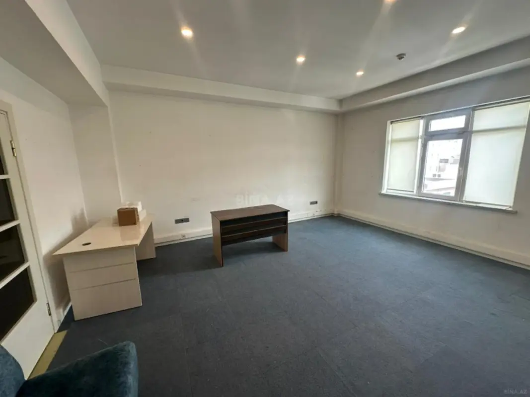 Kirayə verilir 1 otaqlı ofis 30 m²