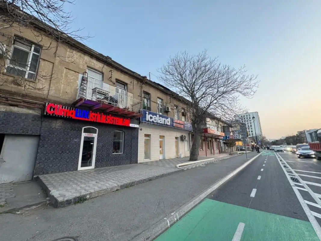 Satılır 1 otaqlı mənzil 40 m²