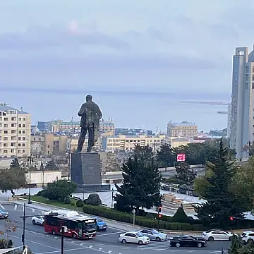 Kirayə verilir 2 otaqlı mənzil 65 m² — Bakı 2 otaq 65.00 m²